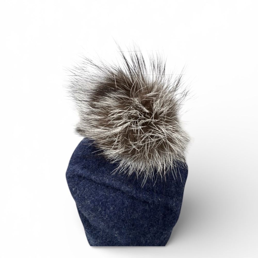 Canadian Hat | Clareta Ormos Pleated Beanie | Like‎ New!! - Picture 3 of 6